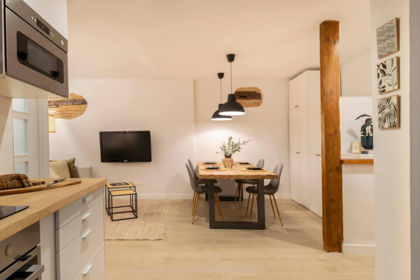 Precioso Apartamento Recien Reformado Pleno Centro Pamplona Buitenkant foto