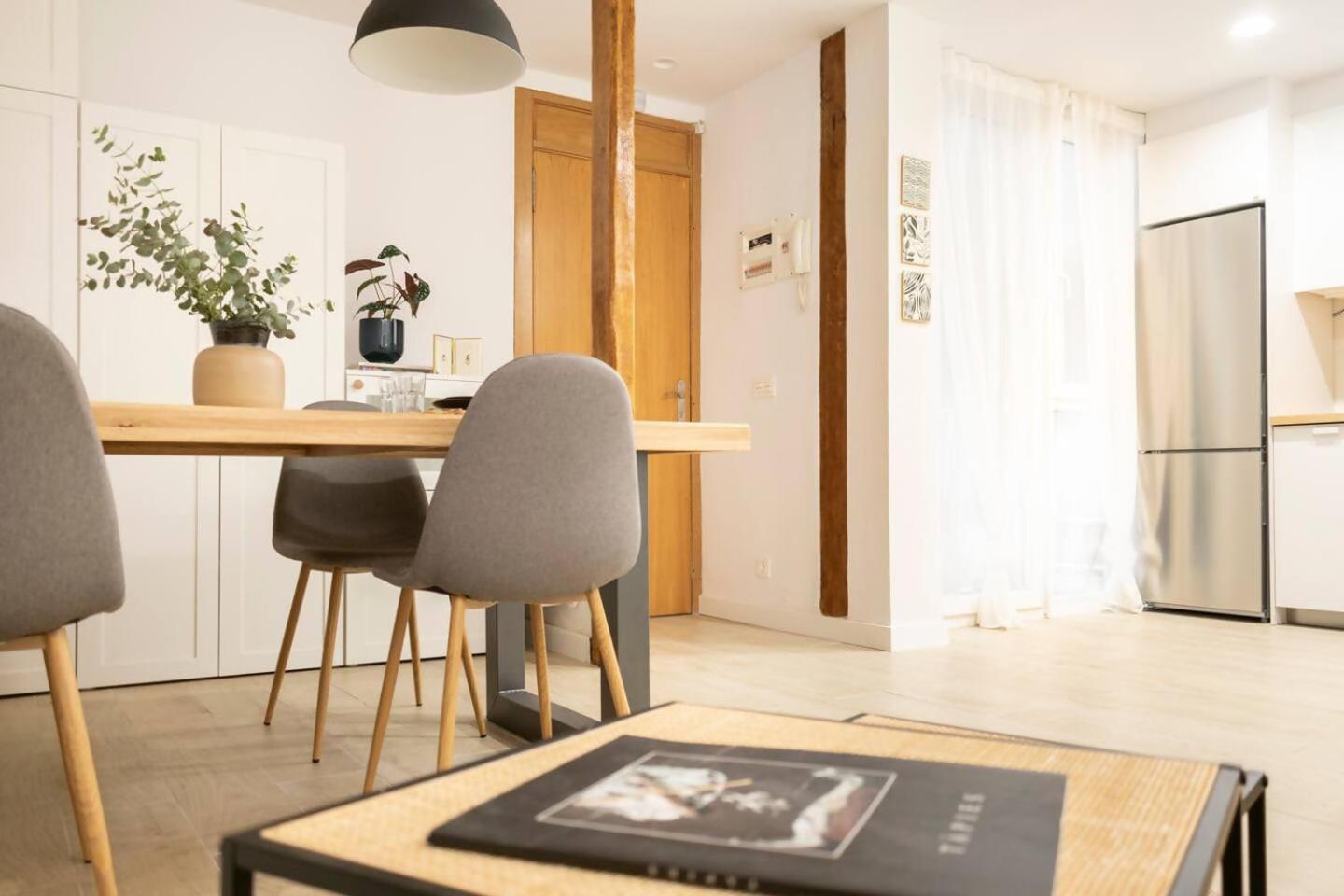 Precioso Apartamento Recien Reformado Pleno Centro Pamplona Buitenkant foto